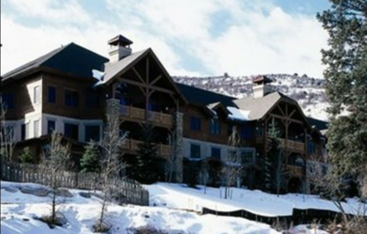 Lodge At Brookside Avon Village ภายนอก รูปภาพ